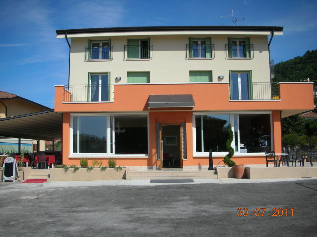 Affittacamere Sale E Pepe Cavaion Veronese Rum bild